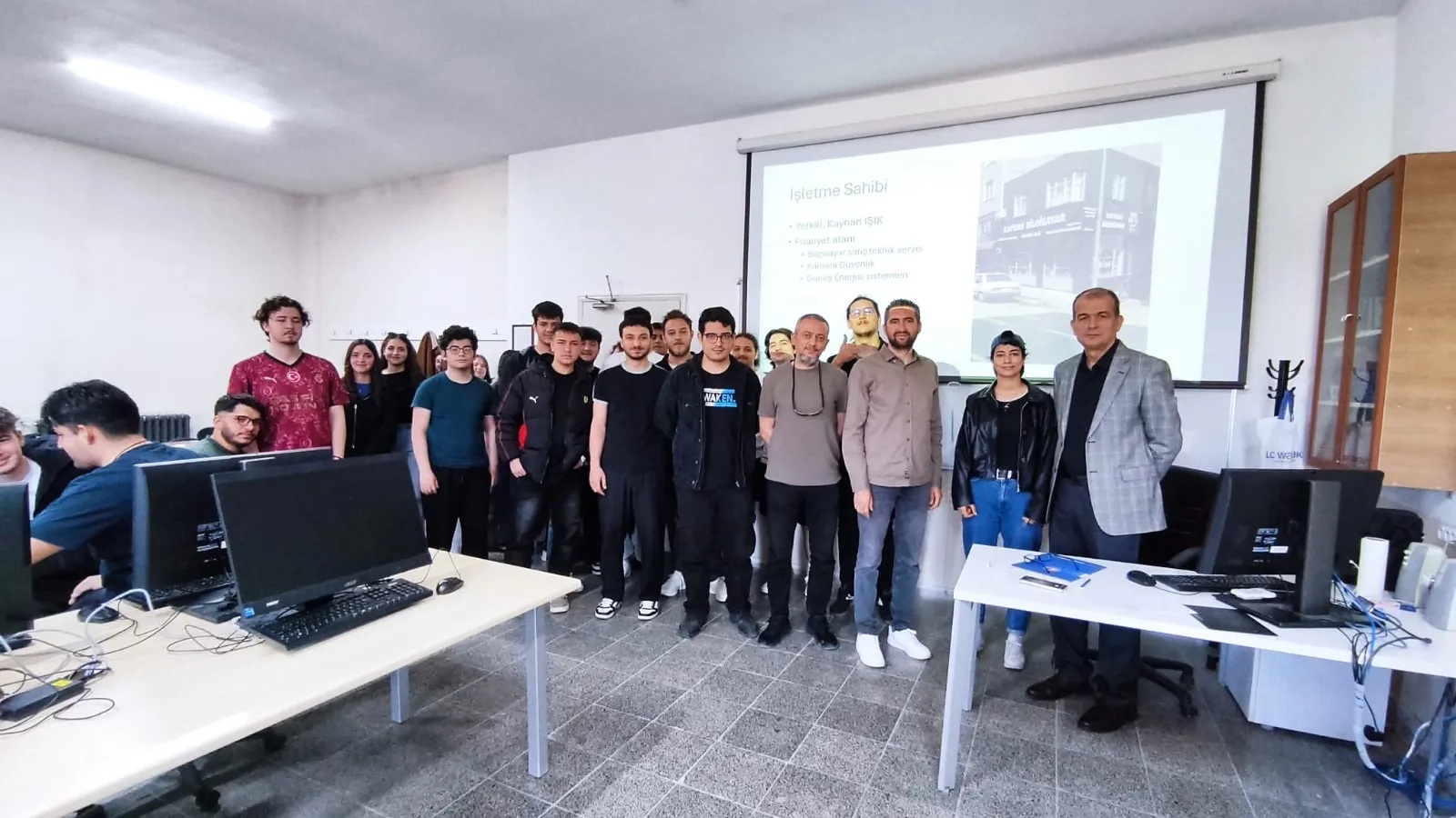 MAKÜ’de “Sektör-Kampüs” Buluşması: Teoriden Pratiğe Köprü Kuruldu